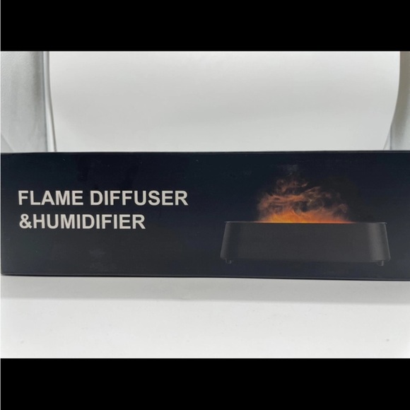 Black Flame Diffuser & Humidifier with remote 200 ml new - Picture 1 of 5